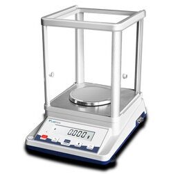 Cân phân tích (110g - 0,001g) LSAB-A10 Labtron